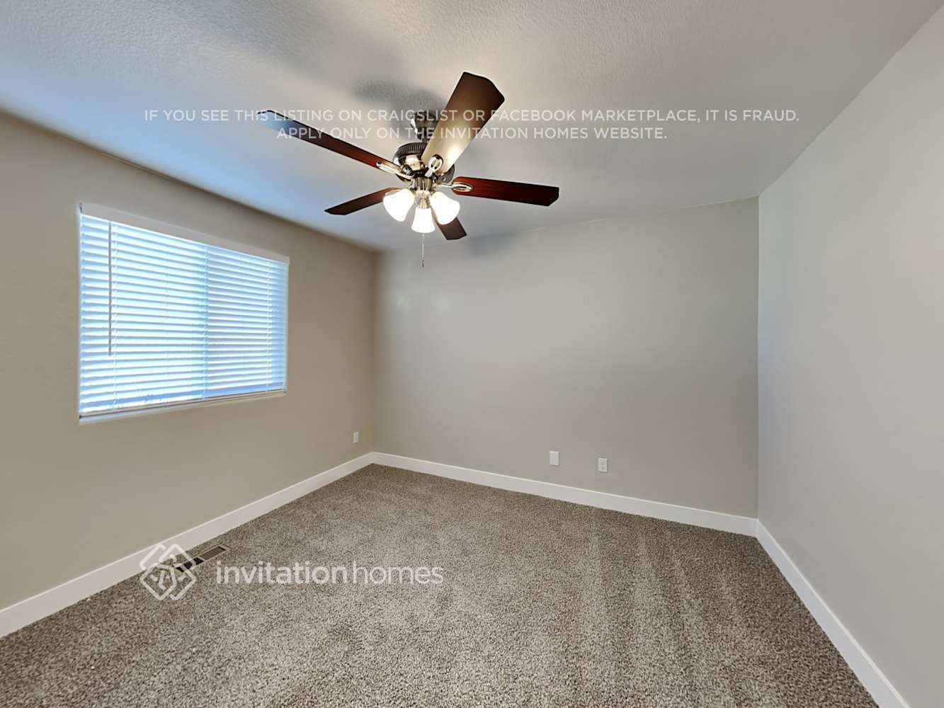 Building Photo - 1375 Legend Oak Dr