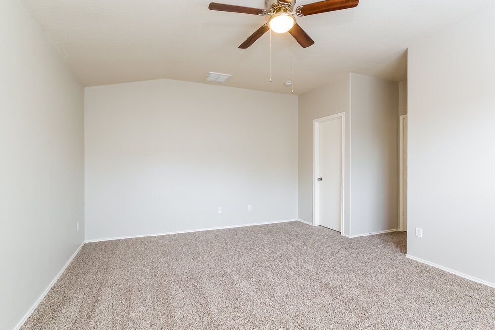 Building Photo - 20110 Pinto Ridge Dr