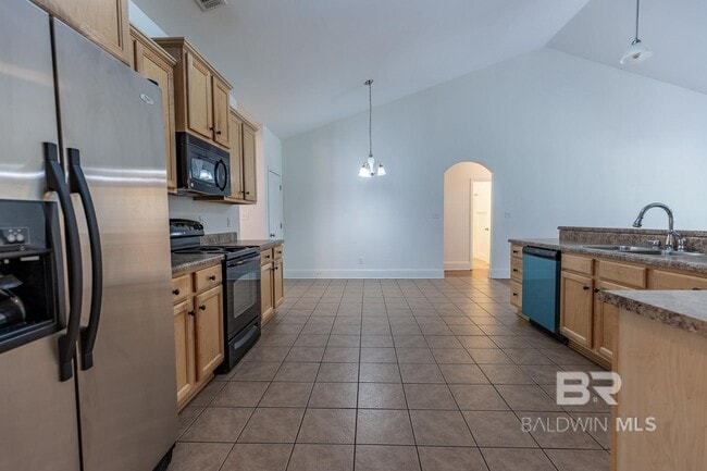 Building Photo - 101 Normandy St