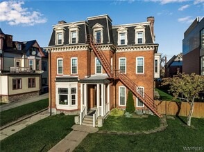 Building Photo - 617 Niagara St