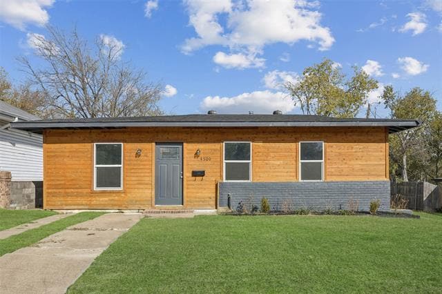 Building Photo - 4500 Wellesley Ave