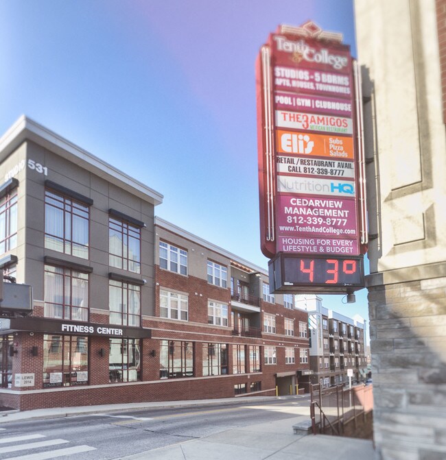 Building Photo - Tenth & College Apartments