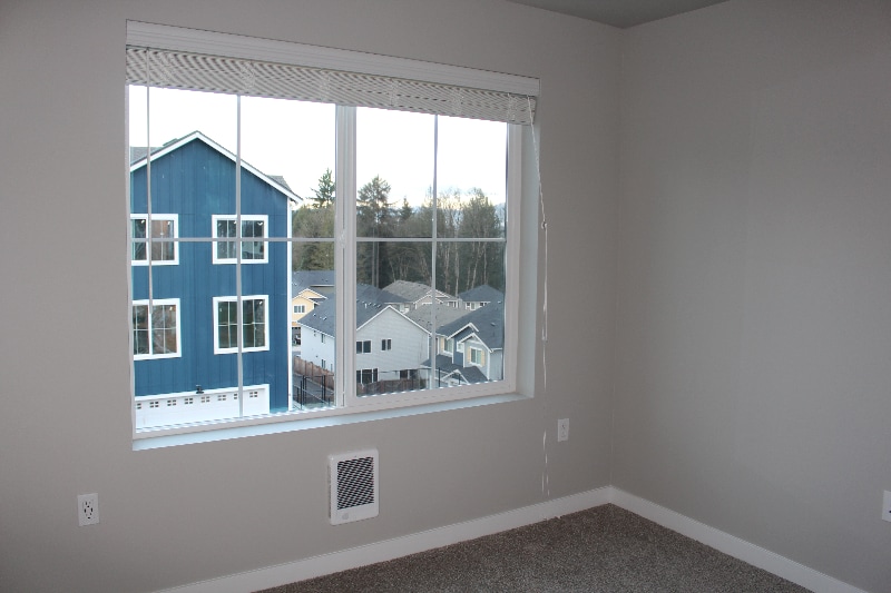 Building Photo - 10103 16th Pl SE