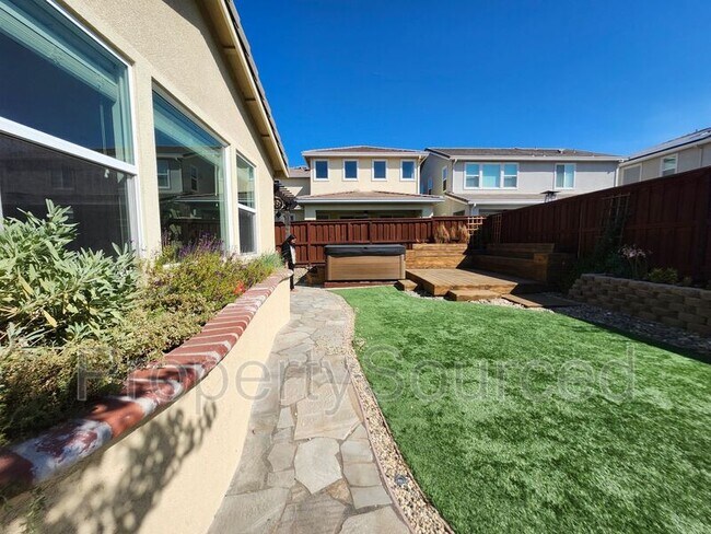 Building Photo - 17894 Amador Dr