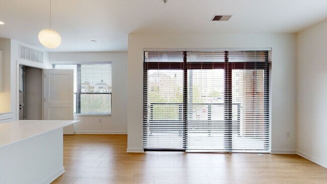 Building Photo - Frederick Lofts