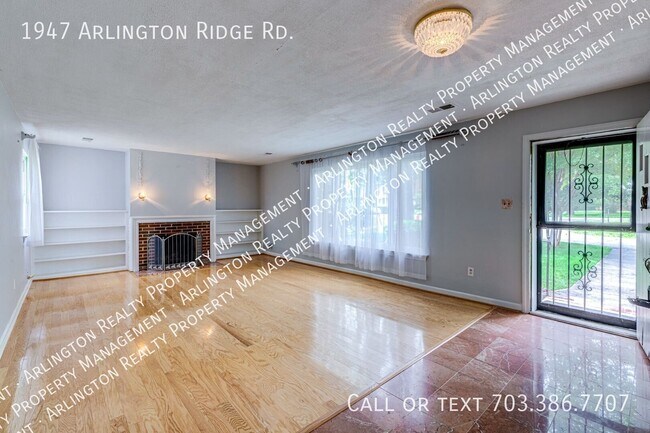 Building Photo - 1947 S Arlington Ridge Rd