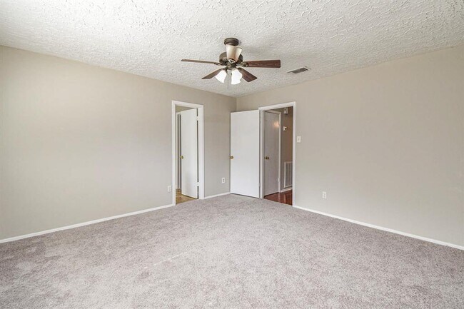 Building Photo - 21510 Slippery Creek Ln