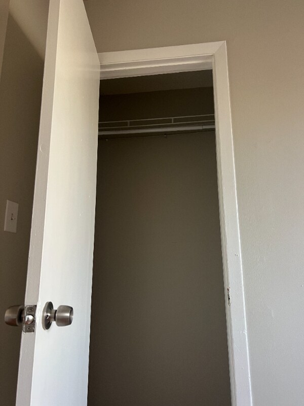 Building Photo - 1312 Hawkins St