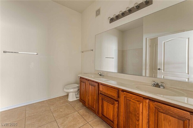 Building Photo - 8985 S Durango Dr