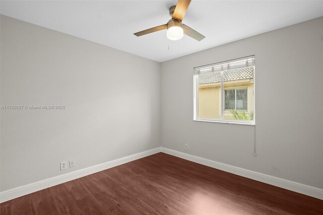 Building Photo - 2277 Pasadena Way