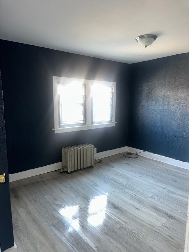 Building Photo - 154 W 118th St