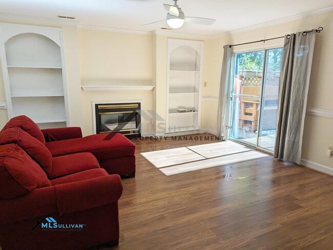 Building Photo - 419 Summerwalk Cir