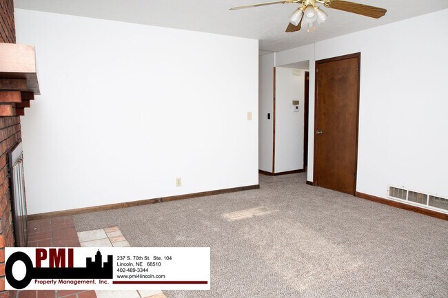 Building Photo - 3800/3802 Keith Cir