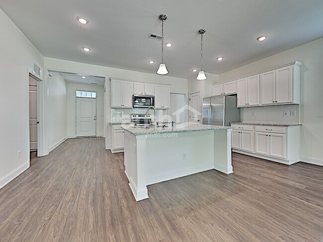 Building Photo - 109 Pullen Dr