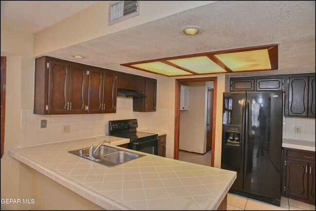 Building Photo - 11600 Casa View Dr