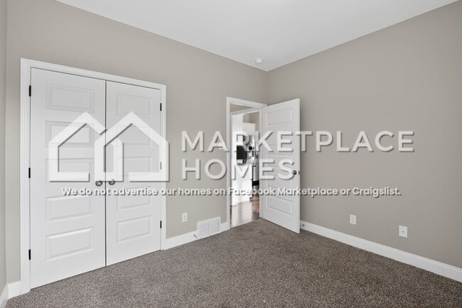 Building Photo - 8295 Blue Ridge Dr