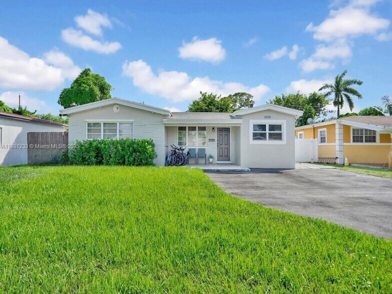 Primary Photo - 6930 SW 12th St