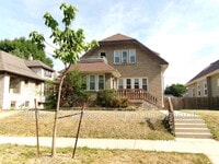 Building Photo - 6424 W Chambers St