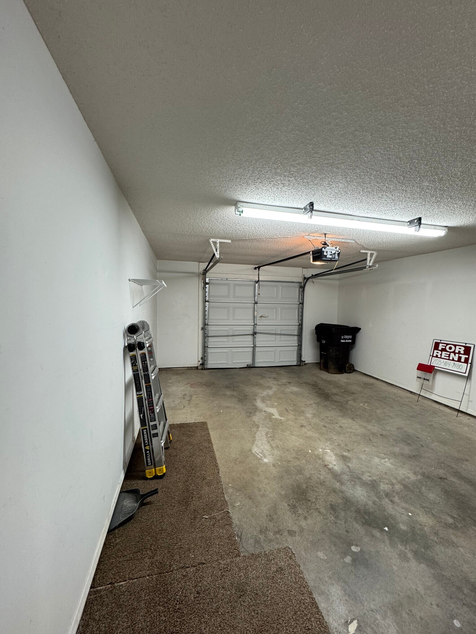 Garage attached - 10086 Gate Post Way