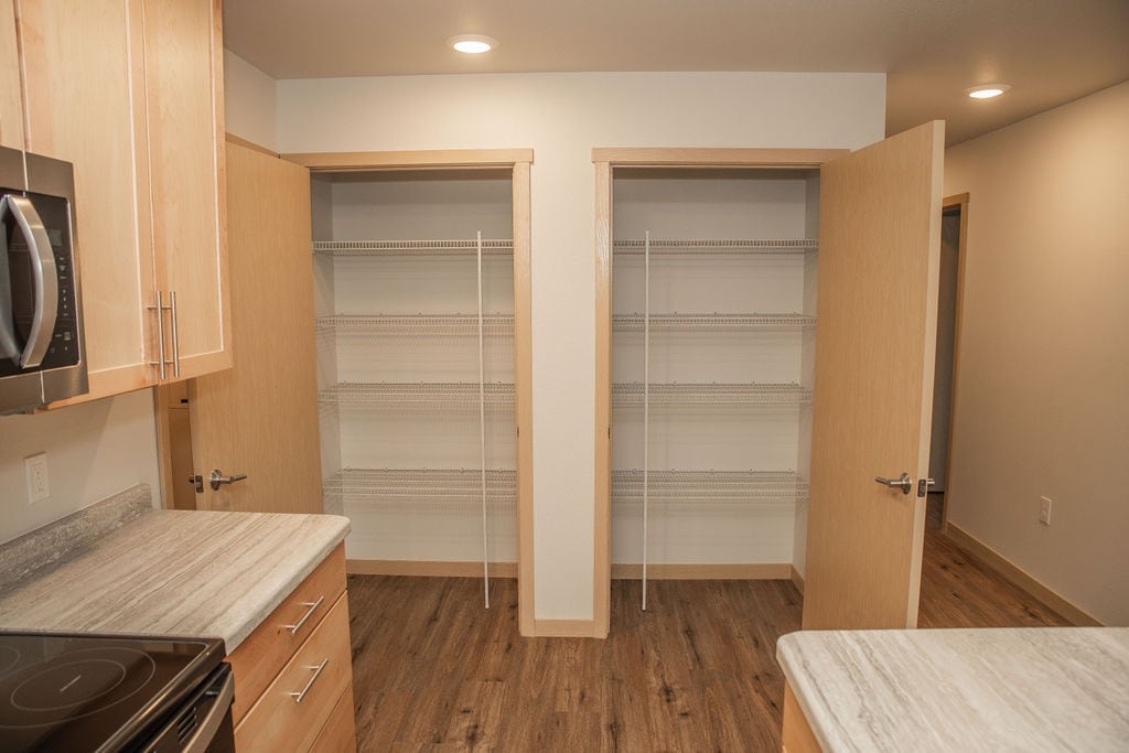 Building Photo - 475 Century Pl