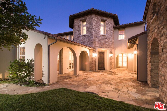 Building Photo - 25531 Prado De Oro