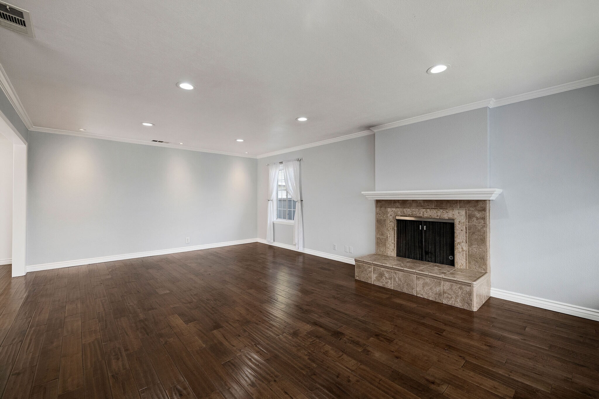 Building Photo - 5525 Wilma St