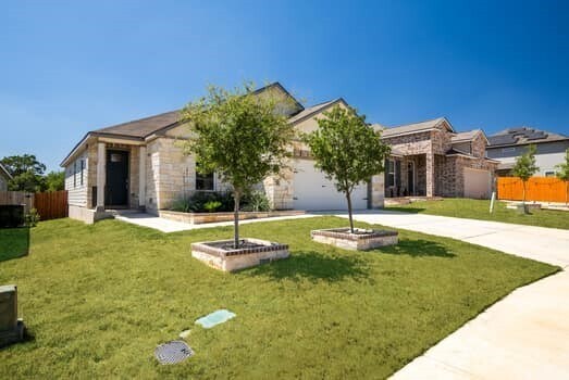 Building Photo - 22139 Approach