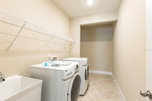 Building Photo - 8278 Procida Isle Ln