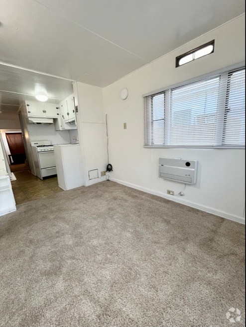 Building Photo - 15012 Lemoli Ave