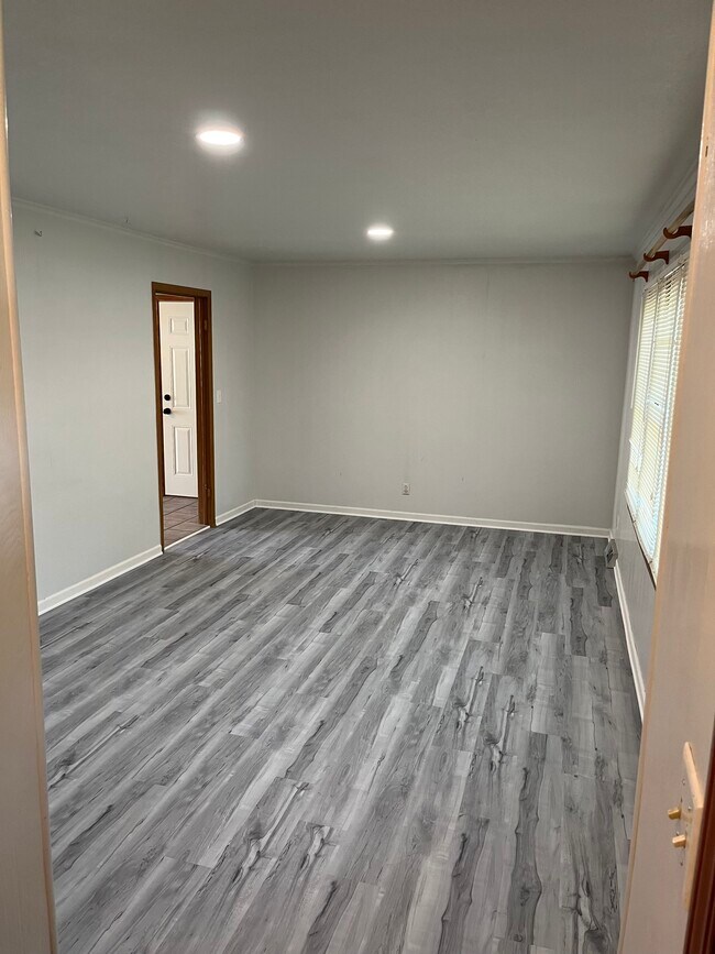 Main Living - 7401 E 105th St