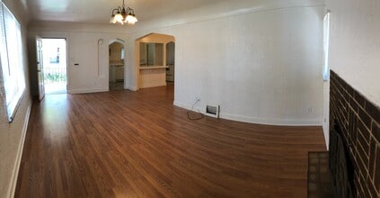 Building Photo - (1915 11th Ave)