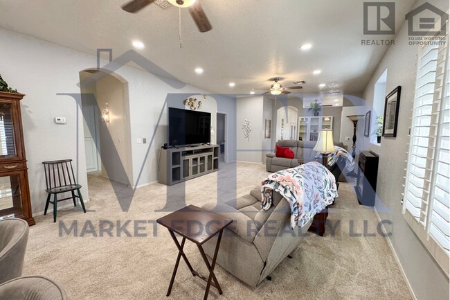 Building Photo - 3Bed/2Bath Furnished Home in 55+ Community in Peoria! Move-In Ready on 03/05/2026!