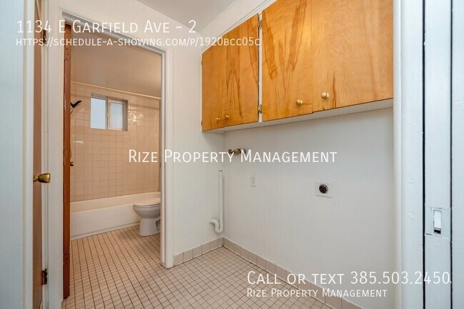 Building Photo - 1134 E Garfield Ave