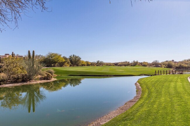 Building Photo - 7152 E Night Glow Cir