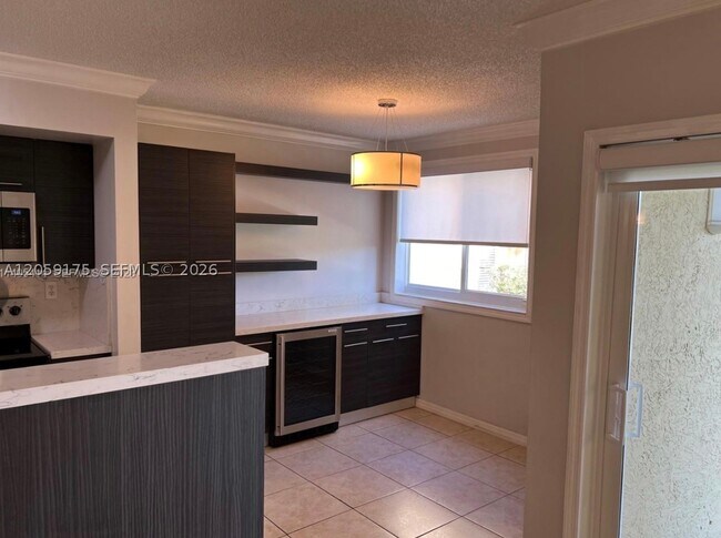 Building Photo - 2600 S University Dr