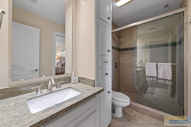 Building Photo - 22 Laguna Madre Dr