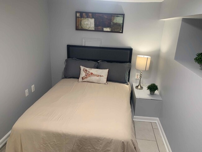 Building Photo - 613 P St NW