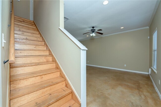 Building Photo - 3361 Keefer Loop