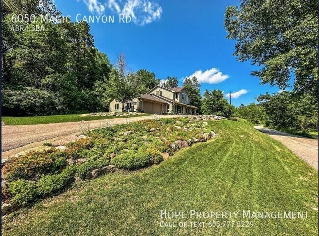 Building Photo - 6050 Magic Canyon Rd