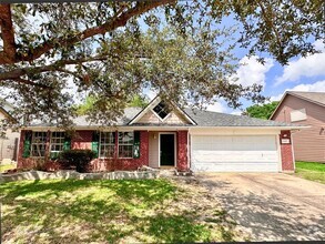 Building Photo - 5115 Summit Lodge Dr