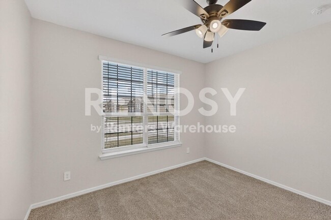 Building Photo - Completely Refreshed Fort Worth Home **** One month Rent Concession*****
