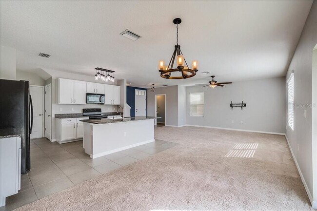Building Photo - 4838 San Palermo Dr