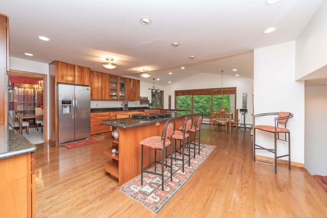 Building Photo - 34150 Hunters Row