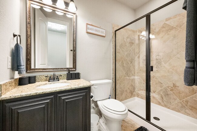 Building Photo - Fully Furnished Home in South Grand Prairi...