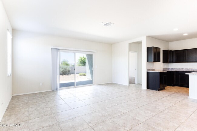 Building Photo - 1075 W Avalon Canyon Dr