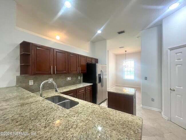 Building Photo - 1200 Stonehedge Trail Ln