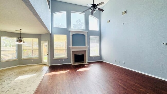Building Photo - 3218 Oak Cliff Ln