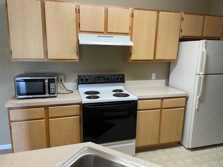 Building Photo - 6536 Swissco Dr