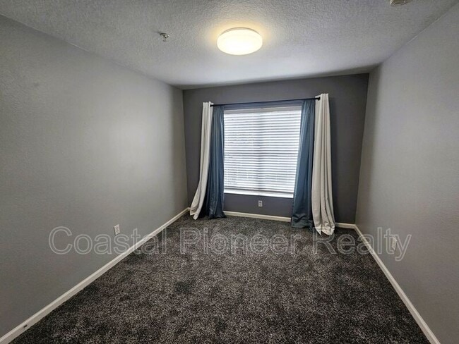 Building Photo - 2035 River Turia Cir