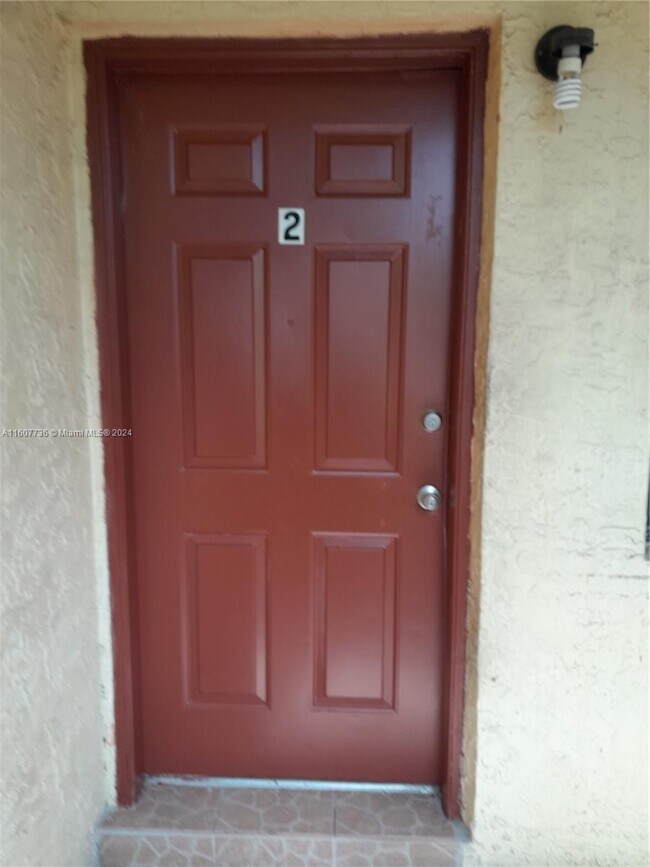 Building Photo - 4351 NW 19th St